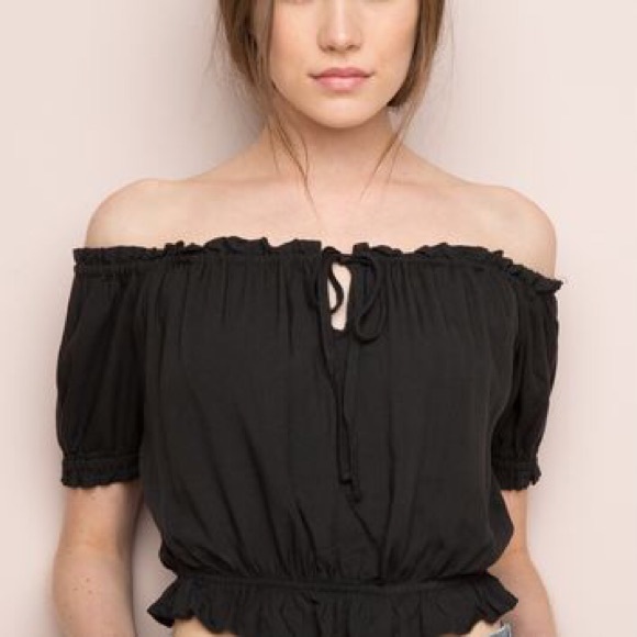 Black off shoulder brandy Melville crop top - Picture 4 of 5